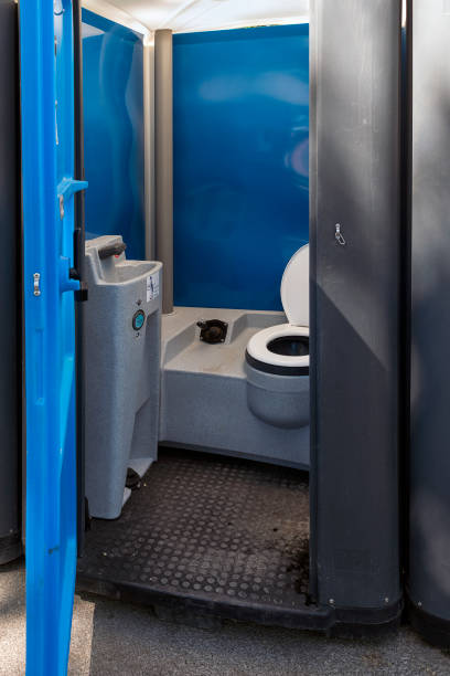 Best Sanitation services for porta potties  in Rossmoyne, OH